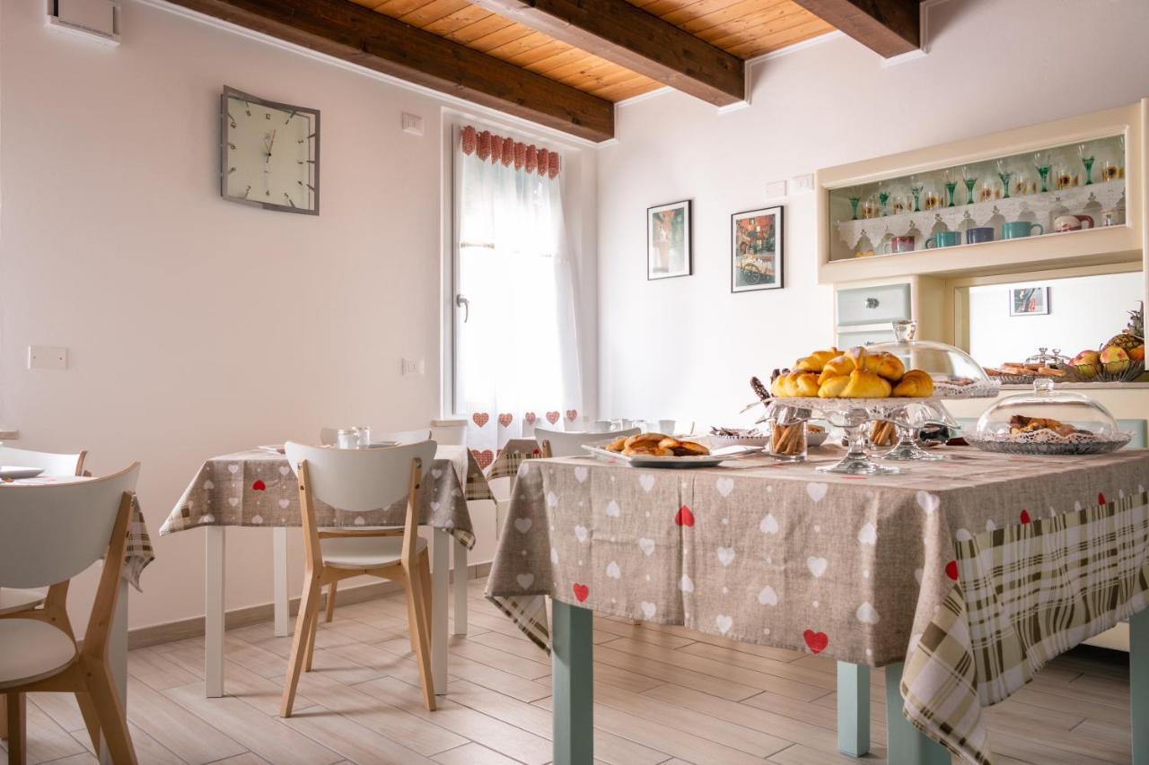 La Casa Di Santino Acomodação com café da manhã Comacchio Exterior foto
